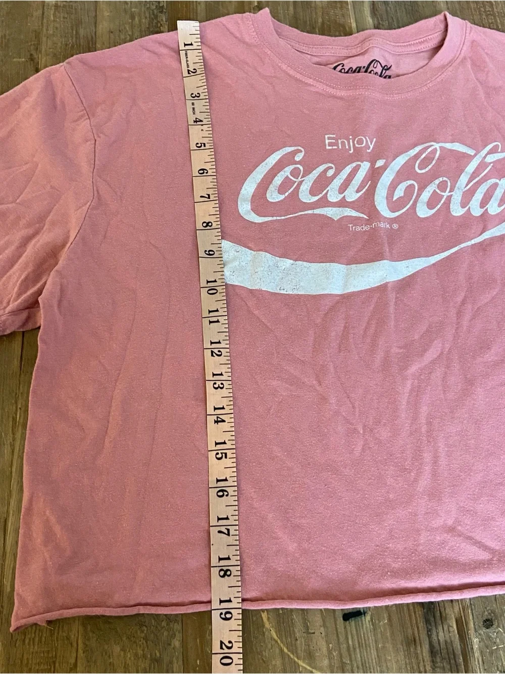 Coca-Cola Shirt Pink Logo Cropped Tee Large - Picture 3 of 5